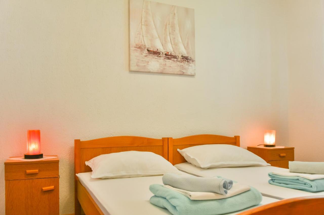 Apartman Gromila 塞尼 外观 照片